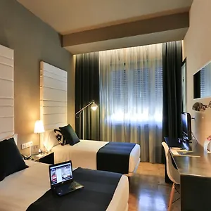*** Hotel Habitus Leyre Spain